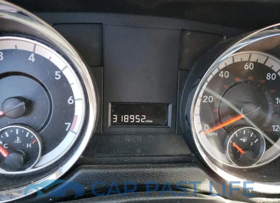 2C4RDGBGXKR805222# 9