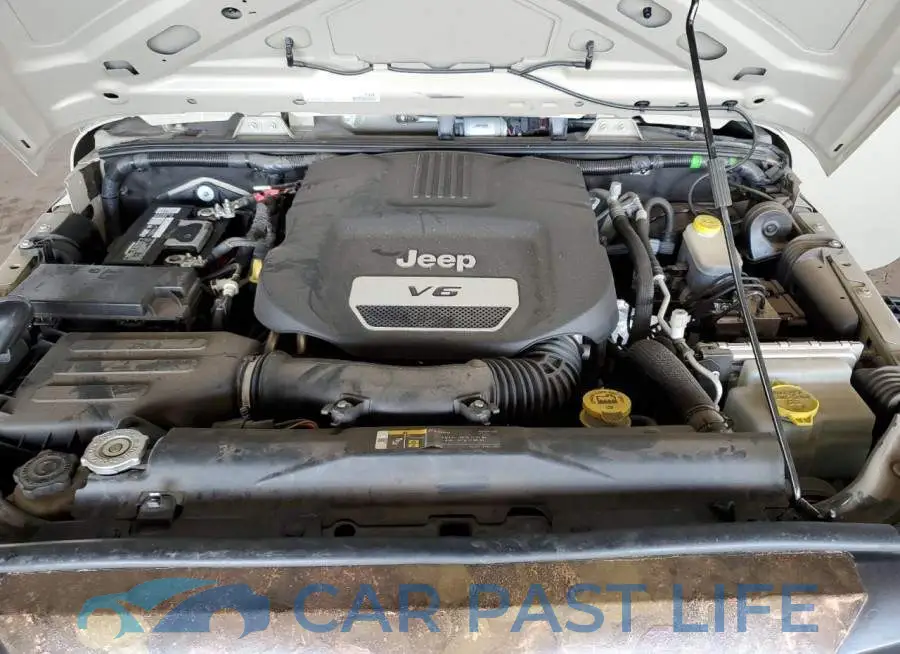 1C4BJWDGXJL924929# 11