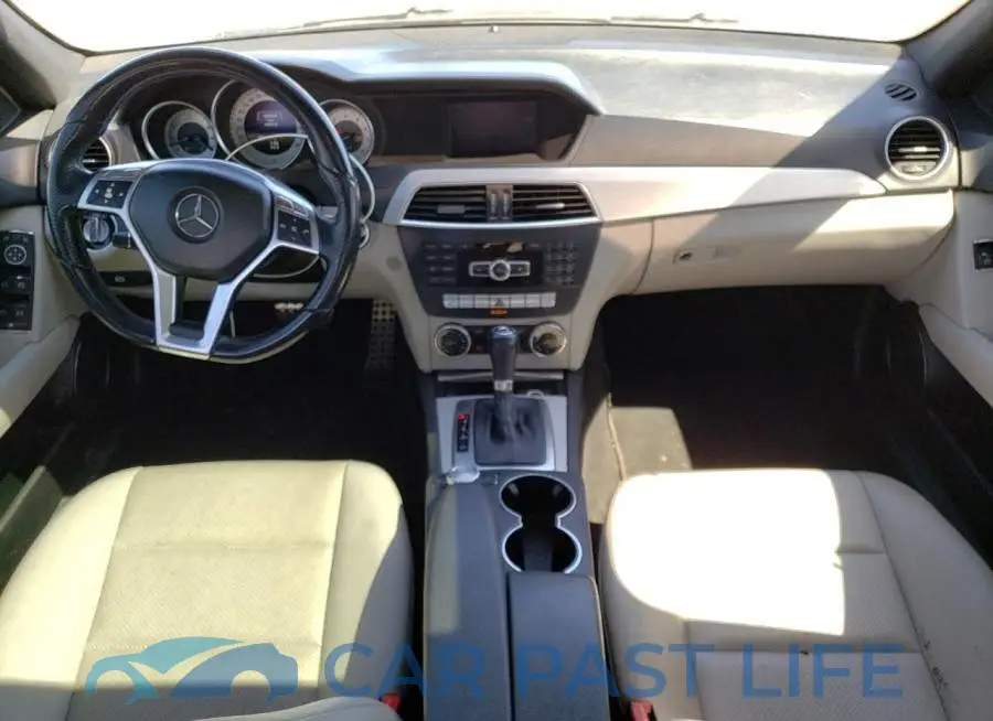 WDDGF4HB0ER315173# 8
