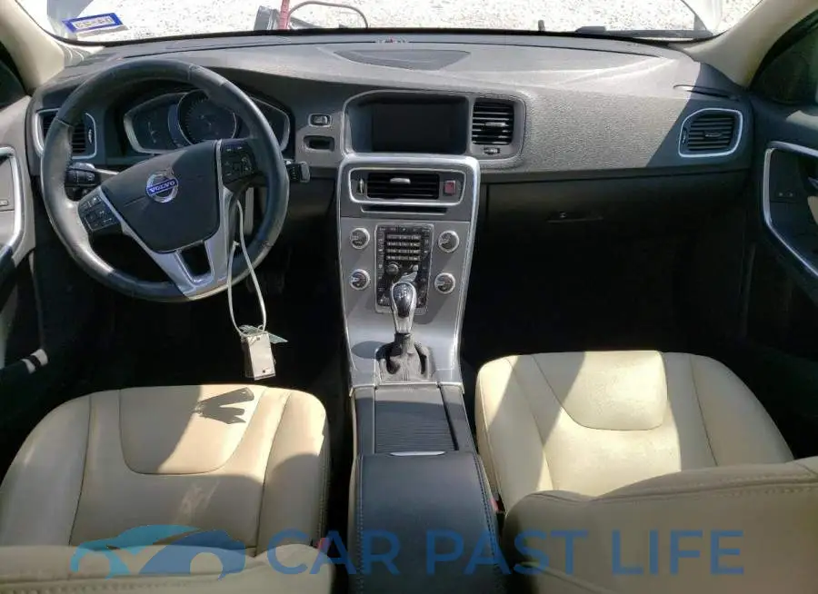 LYV402HK2HB133327# 8