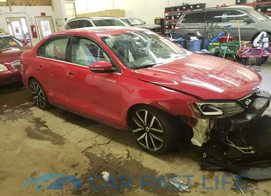 3VW4T7AJ8EM246000# 4