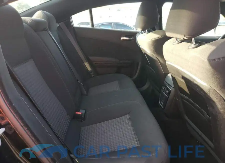 2C3CDXCT7NH232439# 10
