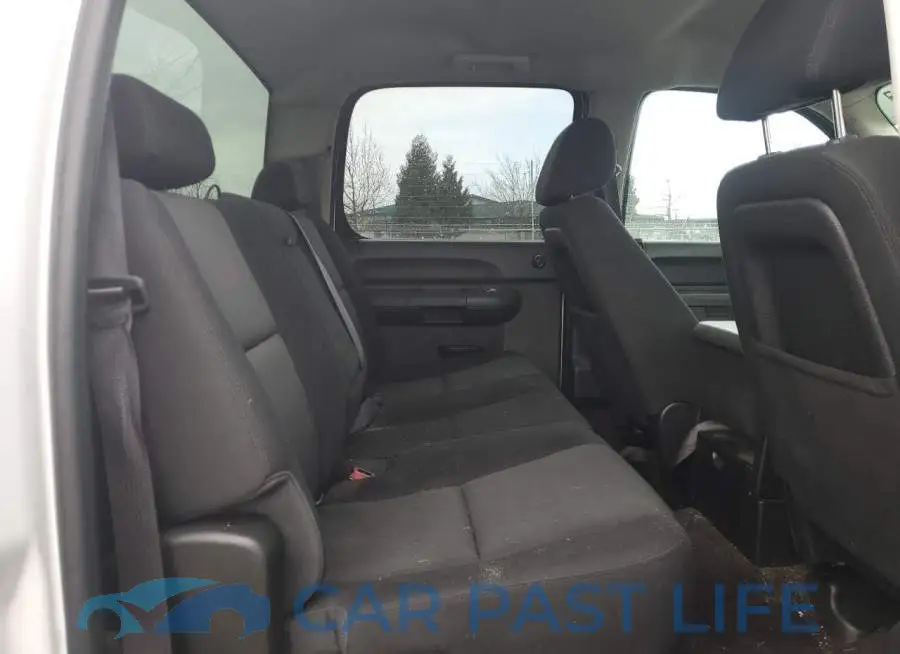 1GC1KXC85EF192786# 10