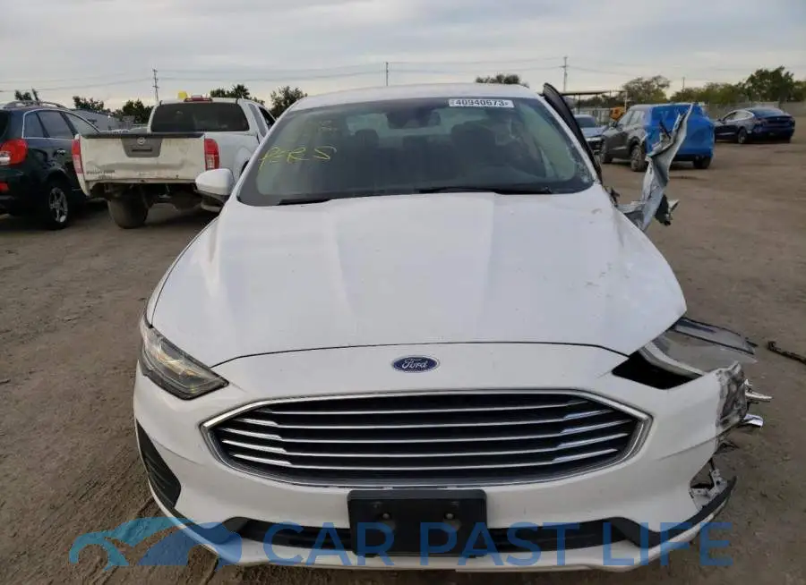 3FA6P0LU6KR175575# 5