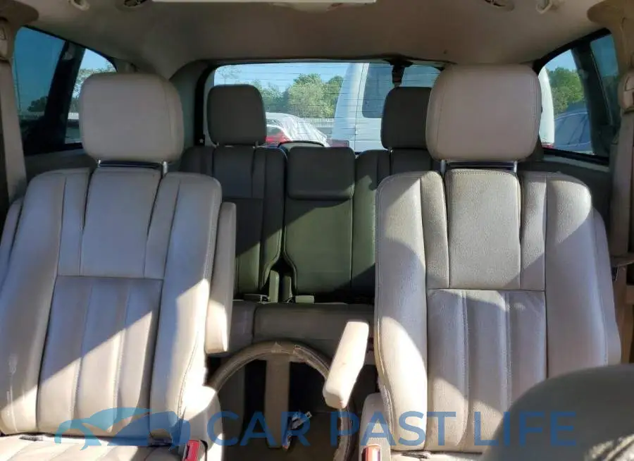 2C4RC1BG8ER270671# 10