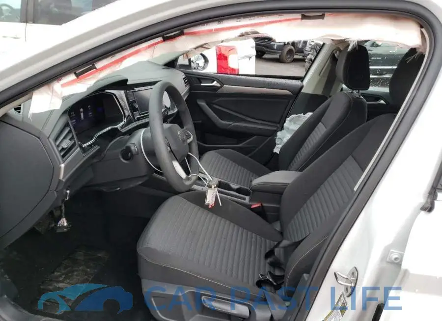 3VWCM7BUXNM026505# 7