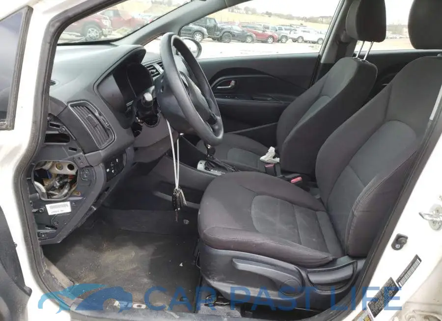 KNADM5A32G6646267# 7