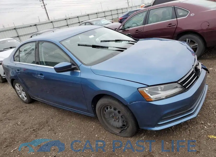 3VW2B7AJ4HM328207# 4
