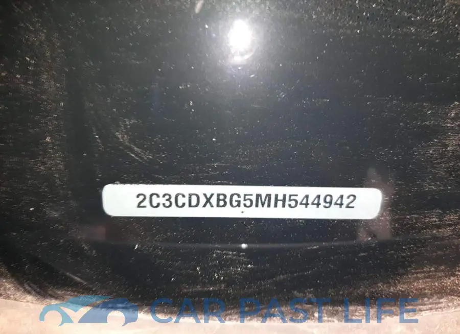 2C3CDXBG5MH544942# 12