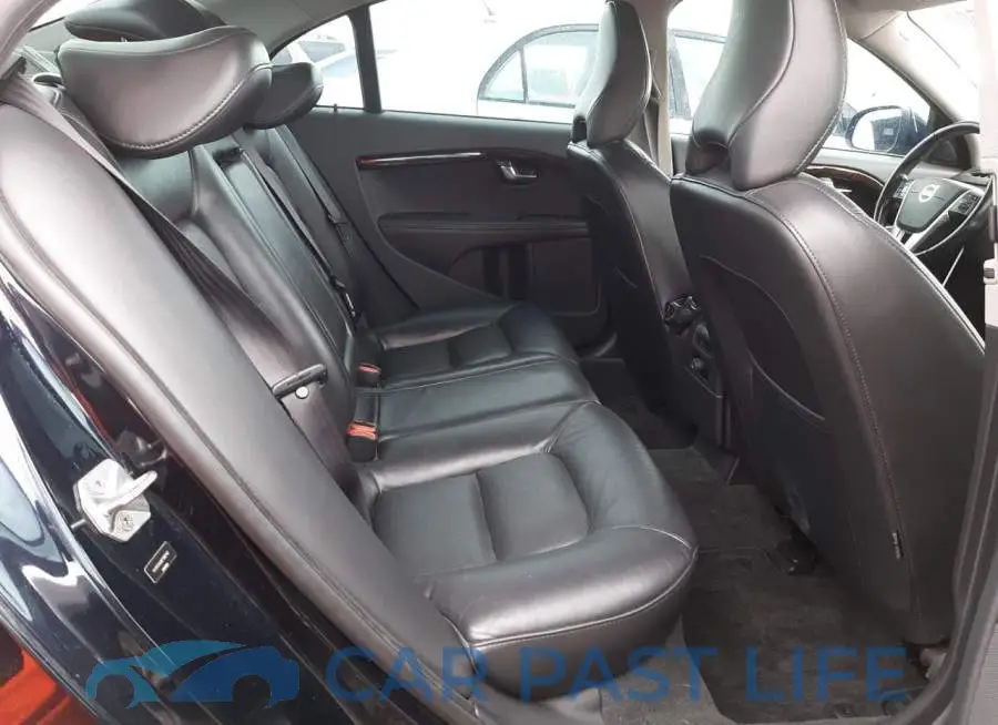 YV1952AS9E1180742# 10