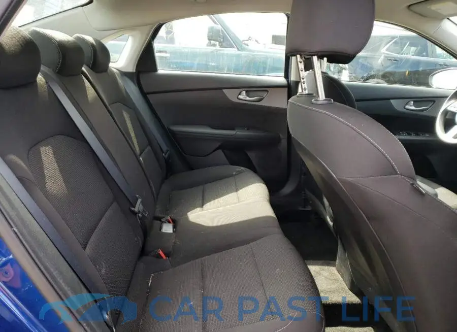 3KPF24AD1ME284894# 10
