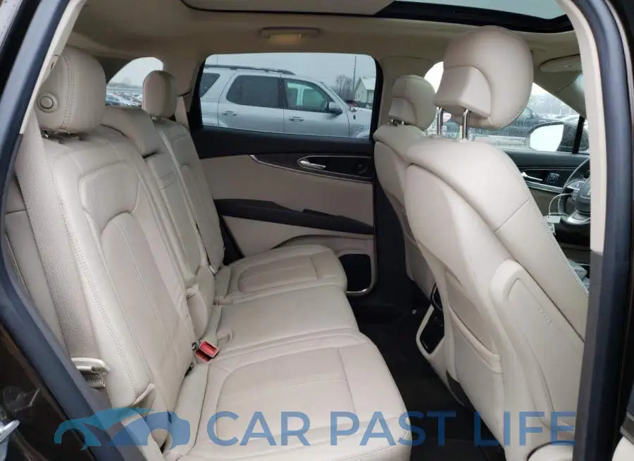 2LMPJ8KP0LBL27652# 10