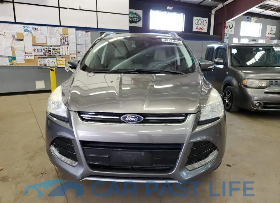 1FMCU9J95EUA18153# 5