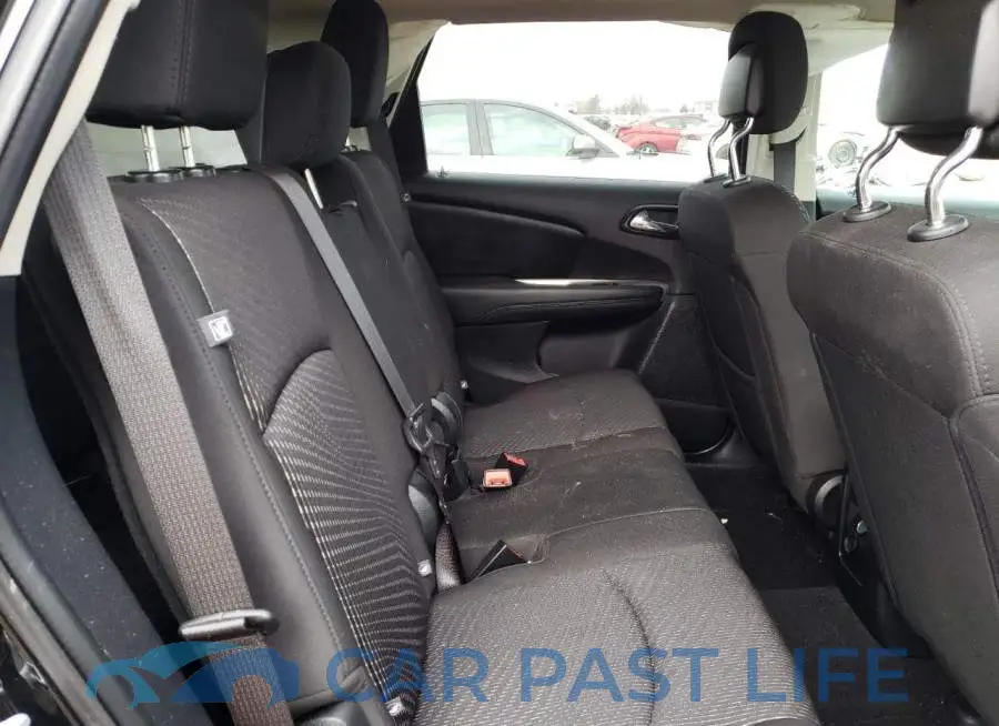 3C4PDCAB8LT270377# 11