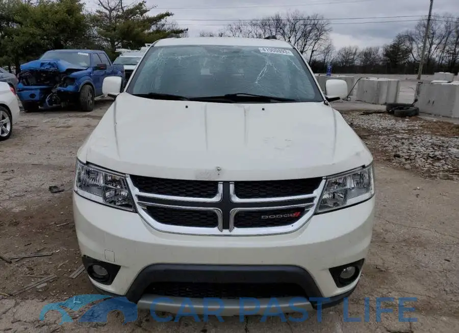 3C4PDCBG5HT552865# 5