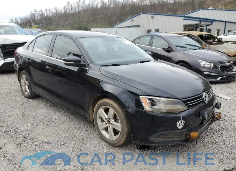 3VW3L7AJ6EM421890# 4