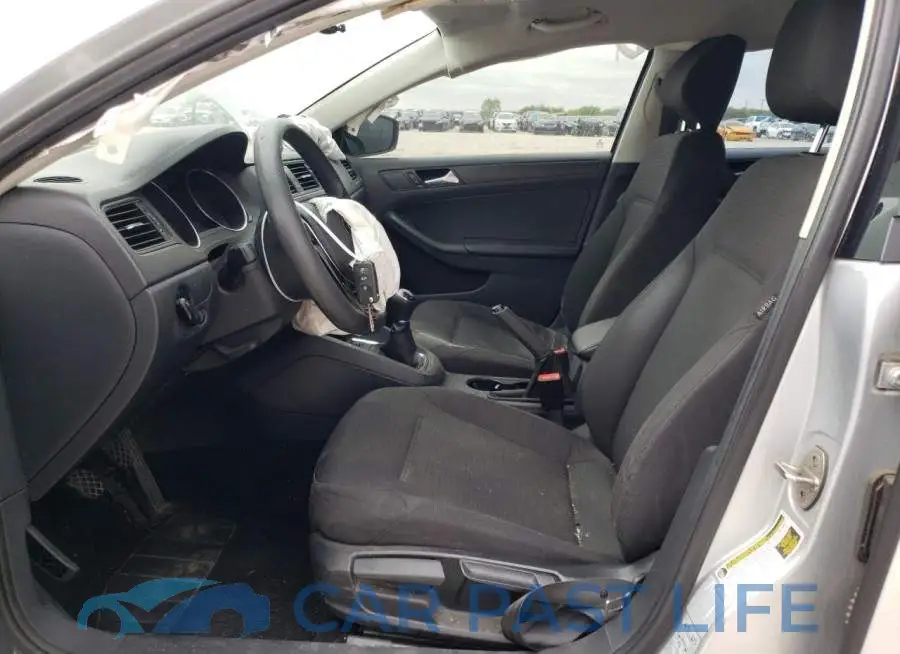3VW1K7AJ8FM295141# 7