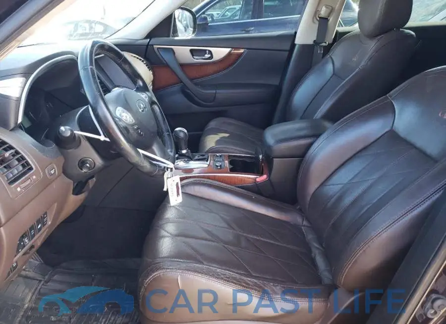 JN8CS1MW8EM410495# 7