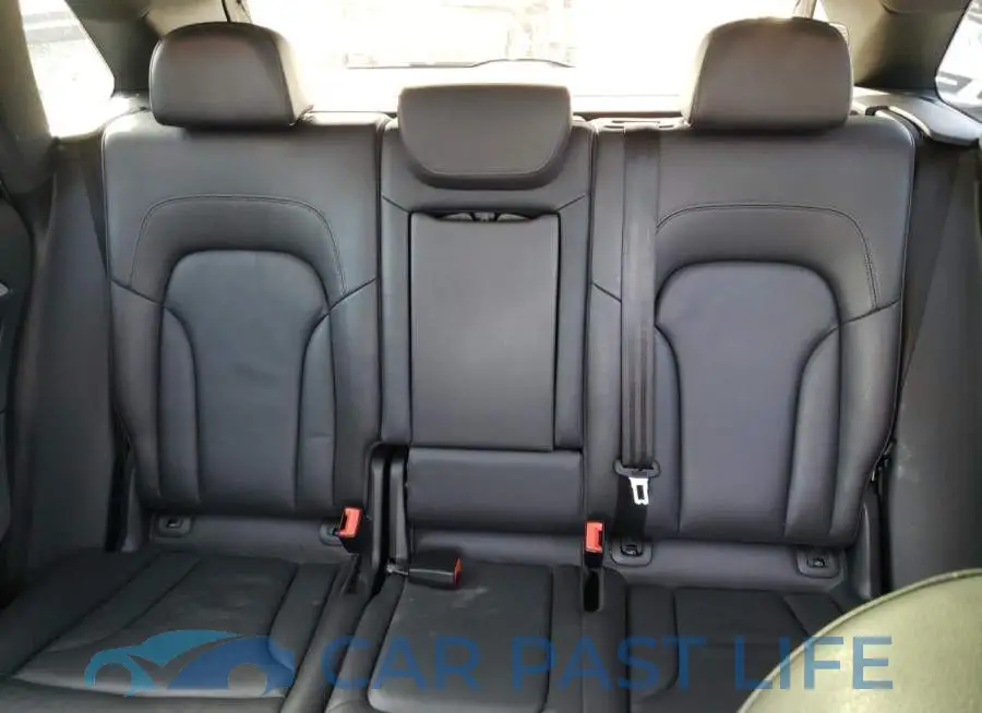 WA1M2AFP5HA048177# 10