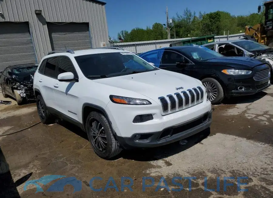 1C4PJLCB2FW632482# 4
