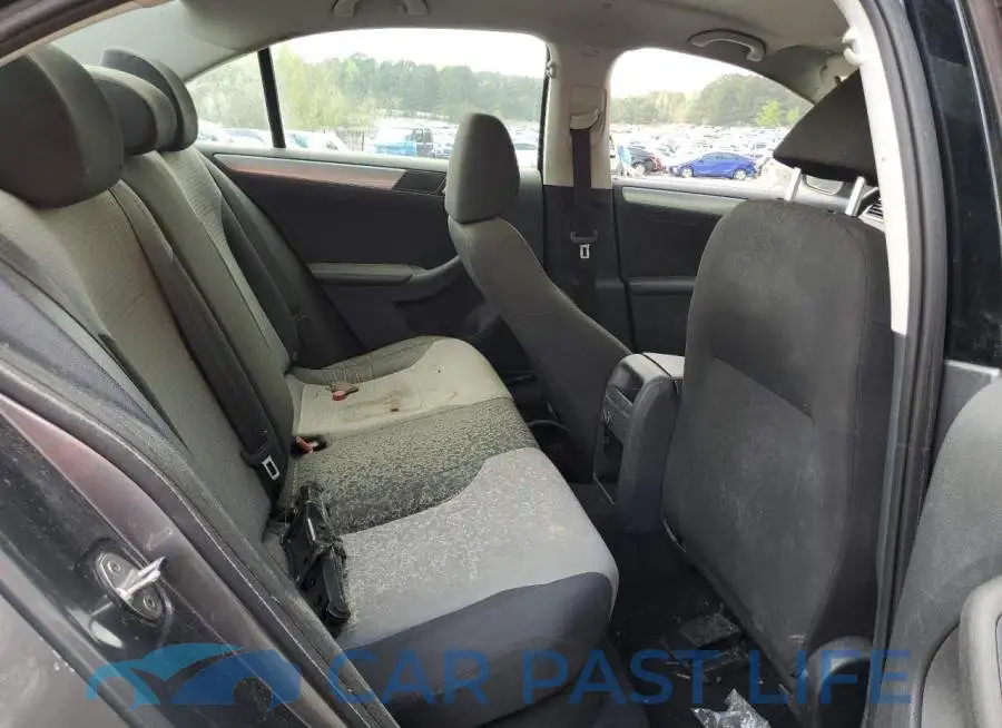 3VW2B7AJ7HM304127# 10