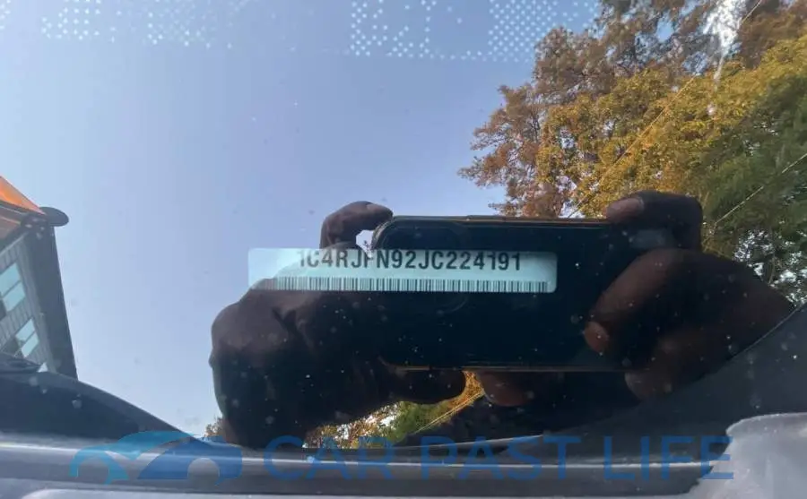 1C4RJFN92JC224191# 10
