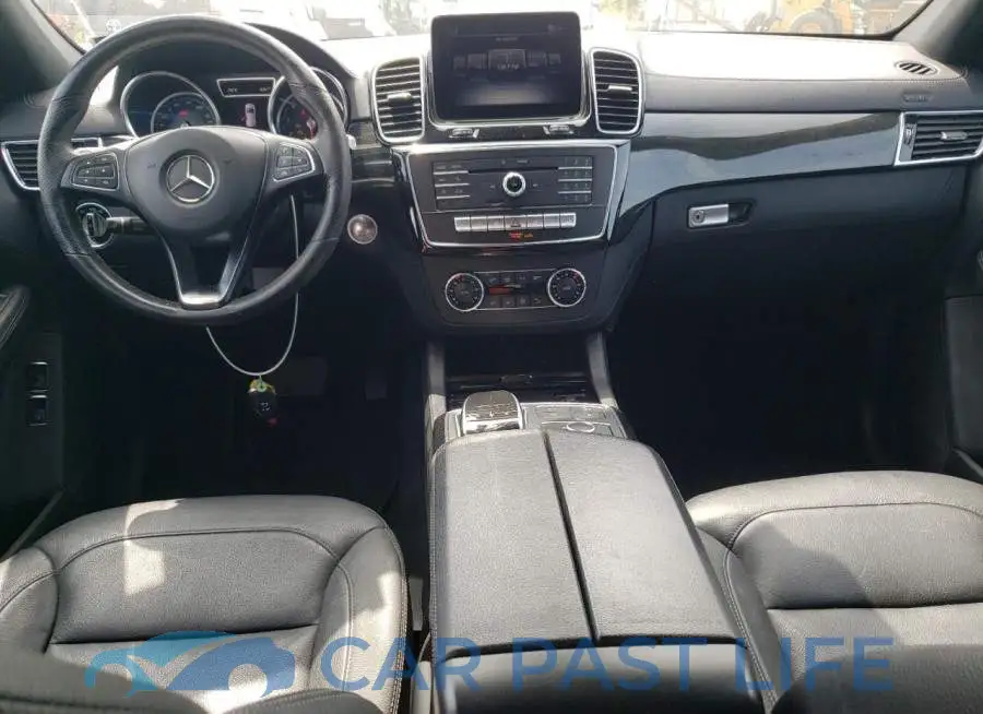 4JGDA6DB2JB147435# 8