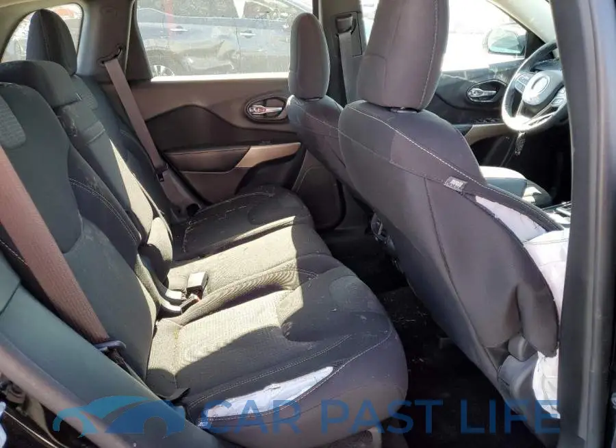 1C4PJLCS4HW617551# 11