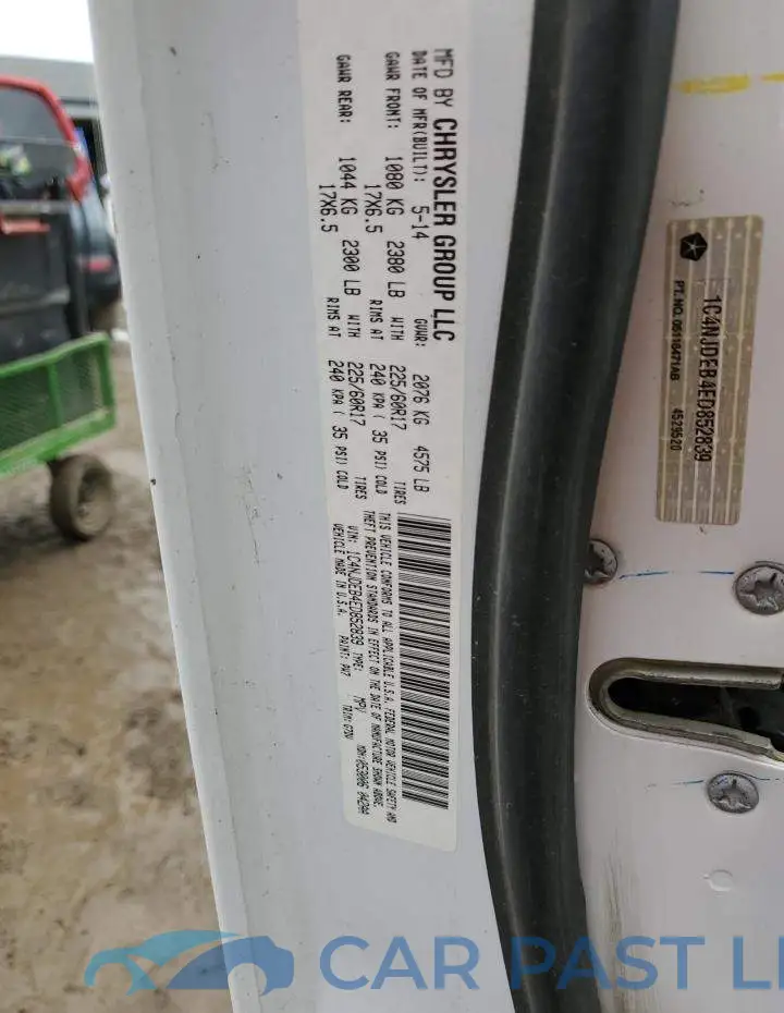 1C4NJDEB4ED852839# 13