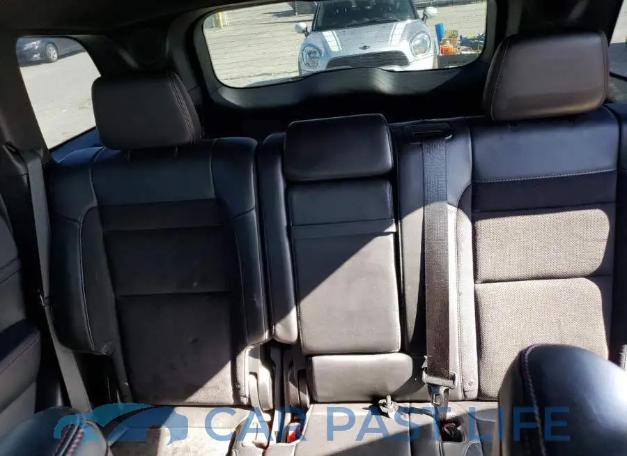 1C4RJFLG3JC220698# 10
