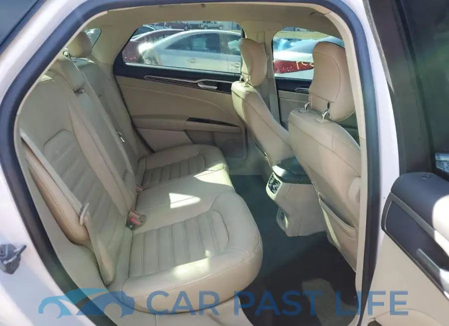 3FA6P0H9XER184885# 10