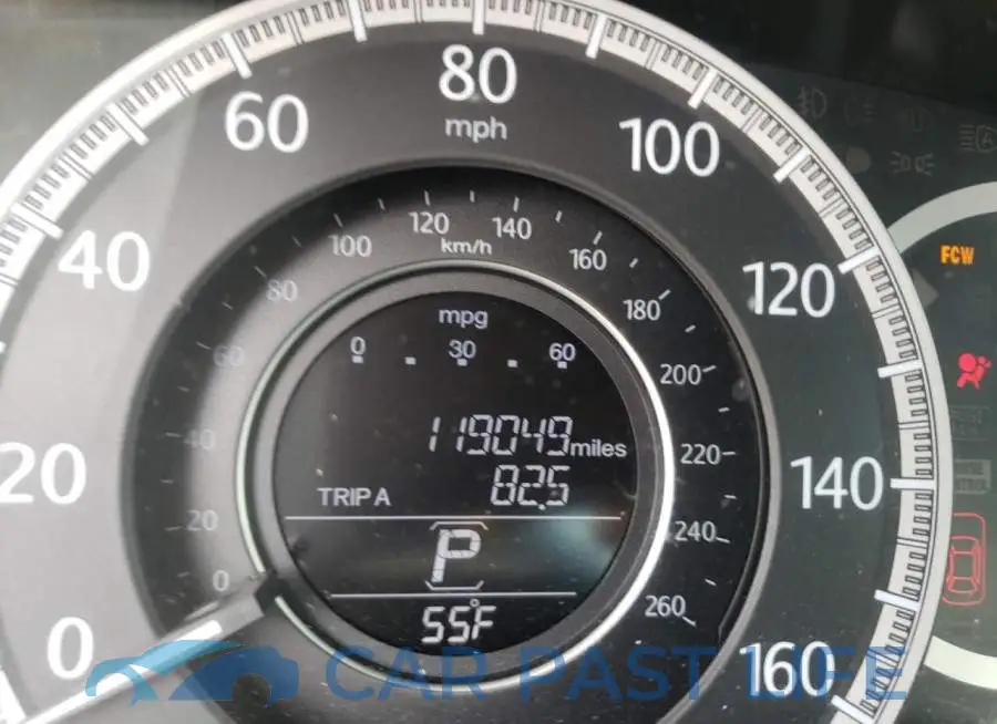 1HGCR2F88EA172517# 9