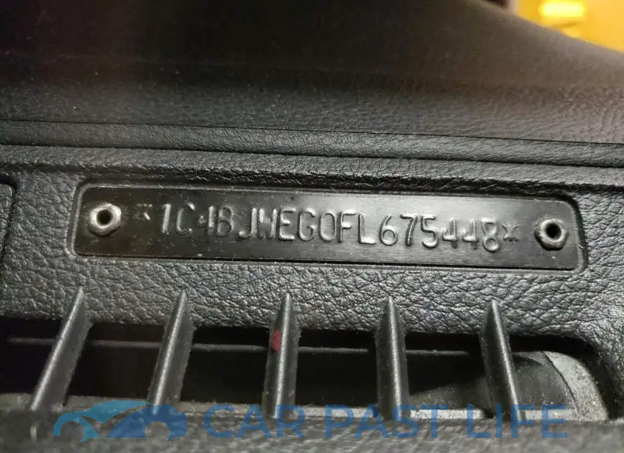 1C4BJWEG0FL675448# 12