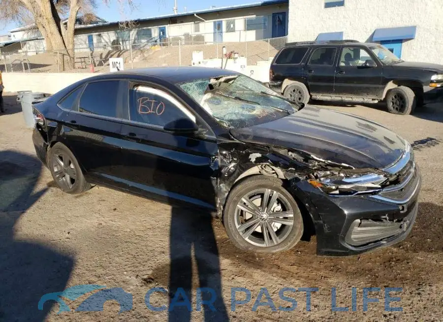 3VW7M7BU2NM013684# 4