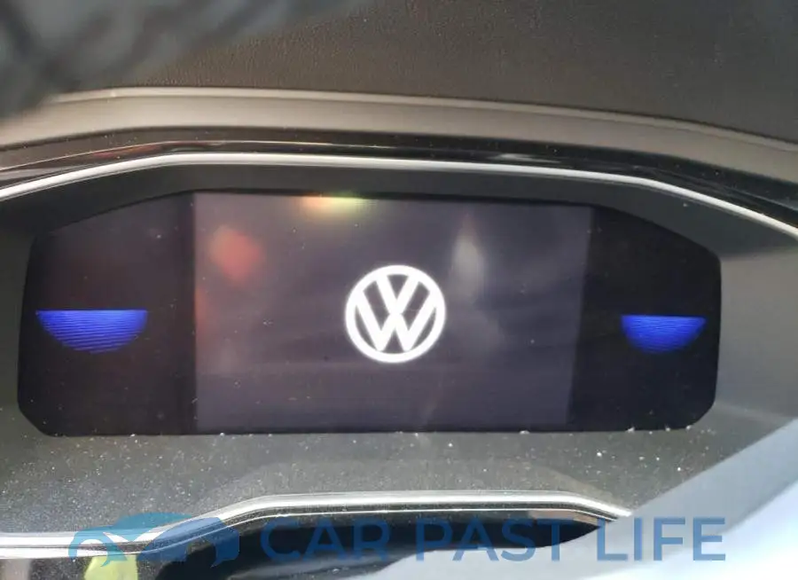 3VW7M7BU2NM013684# 9