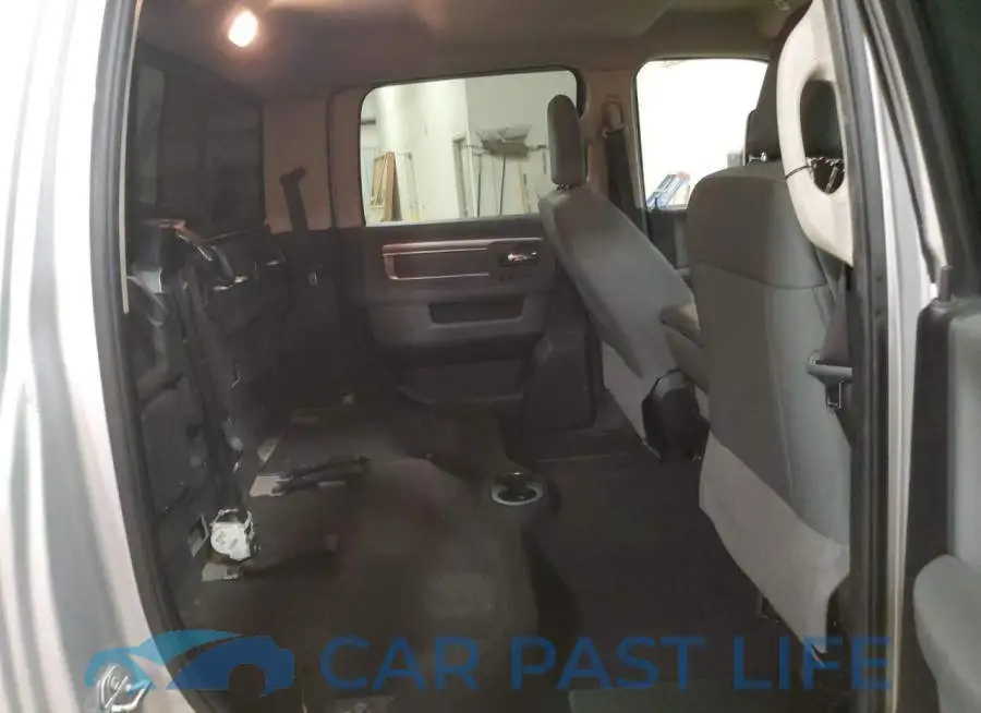 3C63RRHL5JG244169# 10
