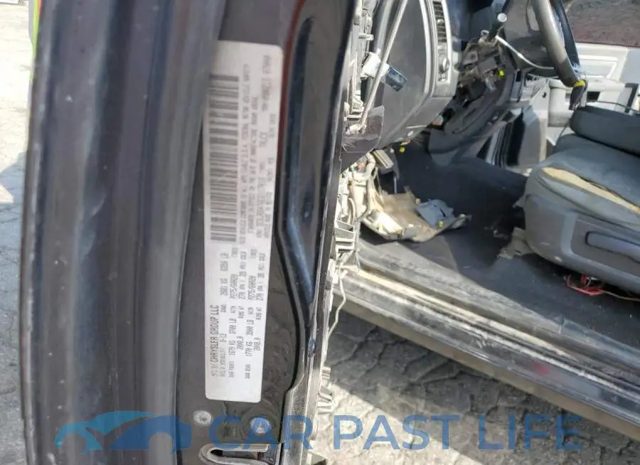 3C6JR6AT6EG117016# 12