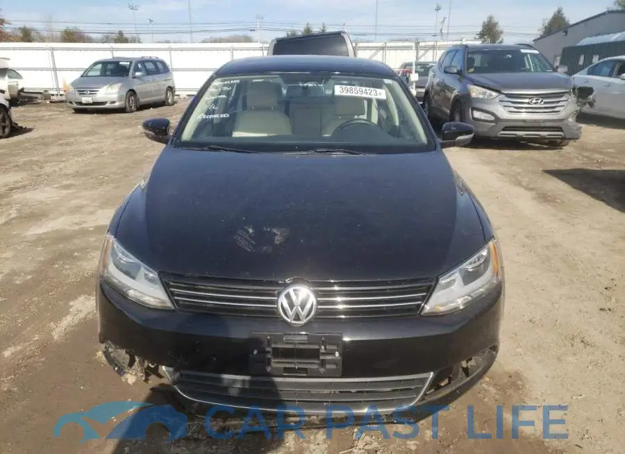 3VWD17AJ7EM384505# 5