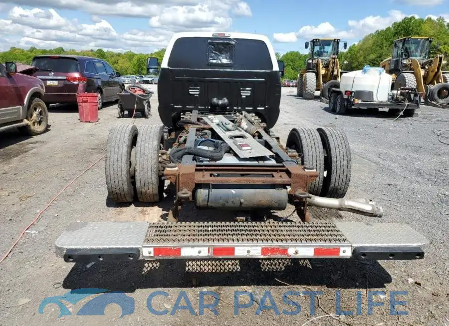 1FD0X4GT2EEB69686# 6