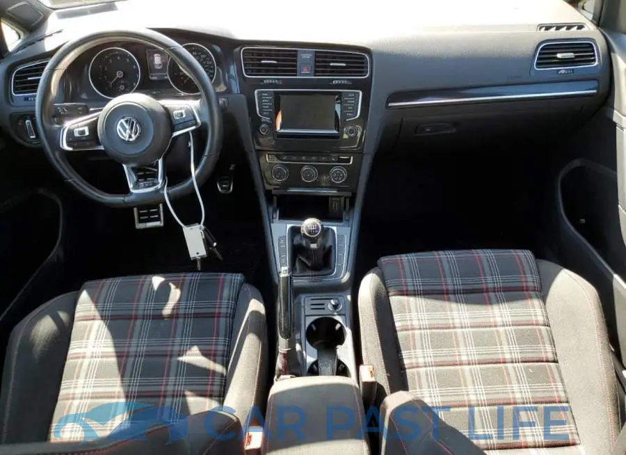 3VW5T7AU6FM079894# 8