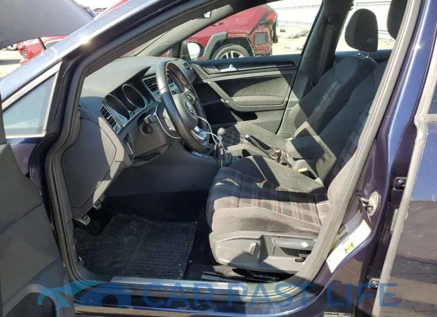3VW5T7AU6FM079894# 7