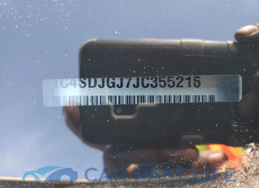 1C4SDJGJ7JC355216# 13