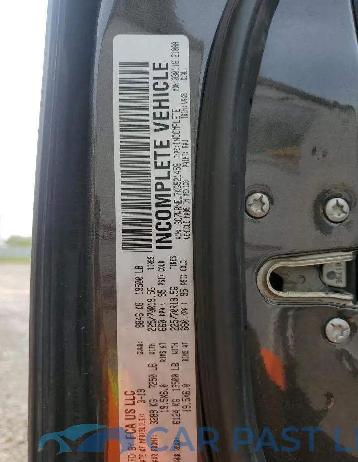 3C7WRNEL7KG521458# 12