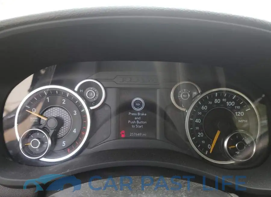 3C7WRNEL7KG521458# 9