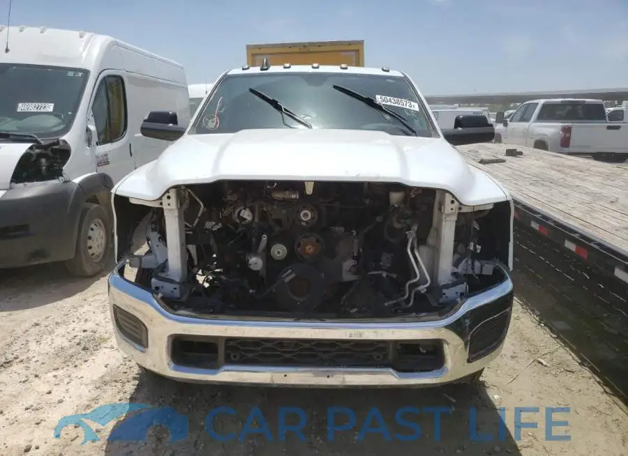 3C7WRSCL7KG576039# 5
