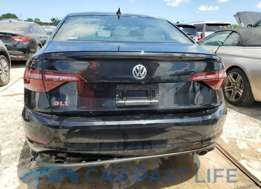 3VW5T7BU6LM049952# 6