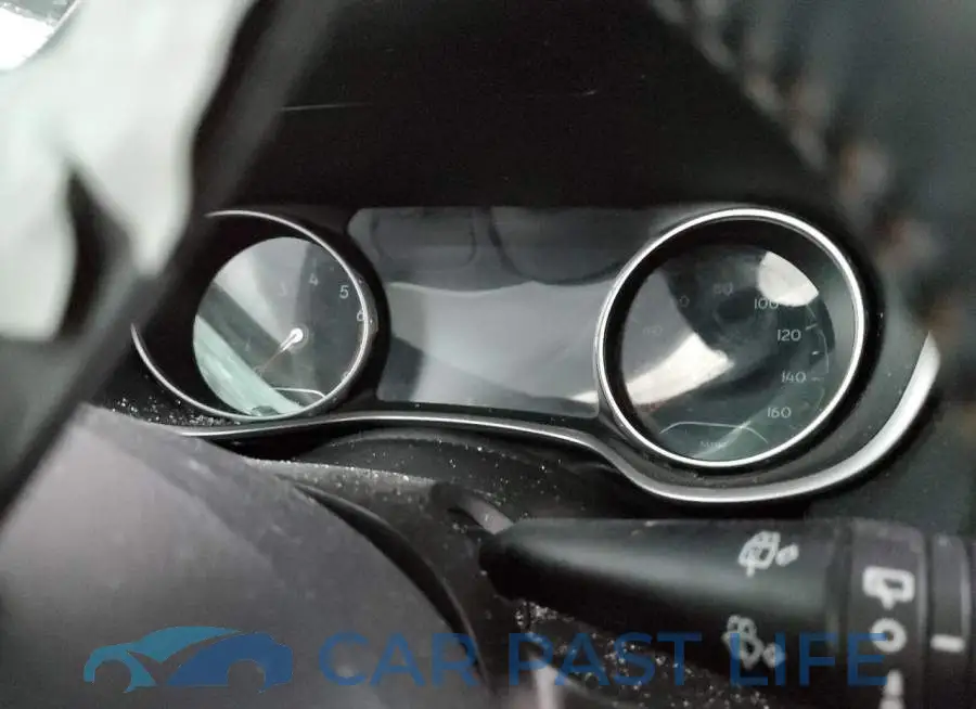 3C4NJDCB4LT164009# 9