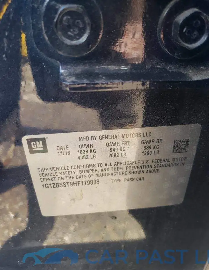 1G1ZB5ST9HF179808# 10