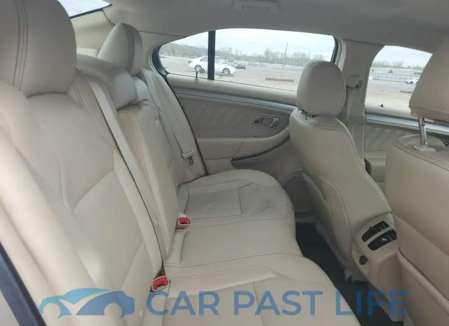 1FAHP2E82JG112015# 10