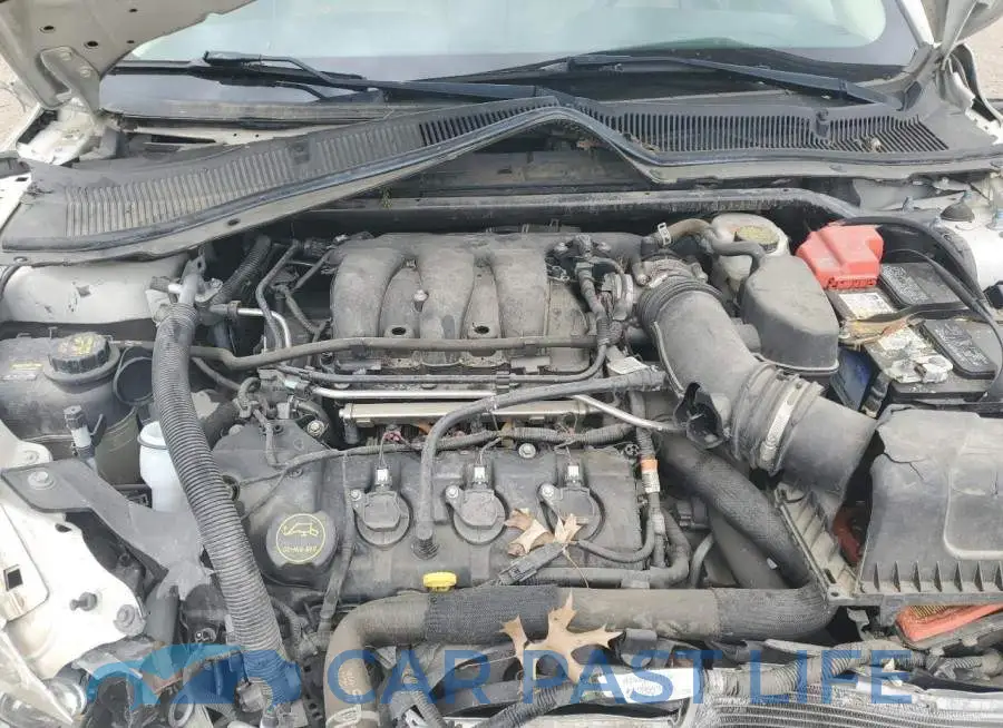 1FAHP2E82JG112015# 11